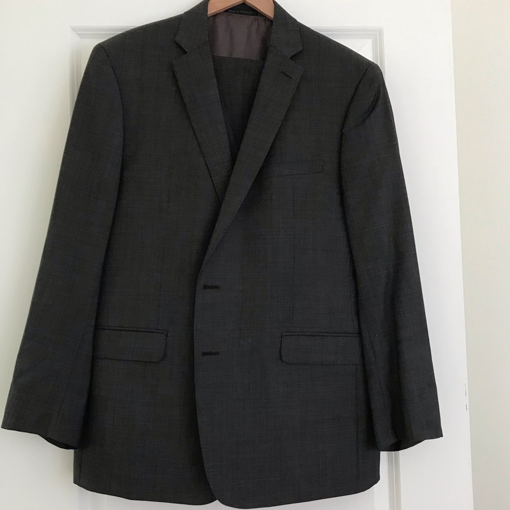 Calvin Klein wool Sharkskin 3 Piece Suit